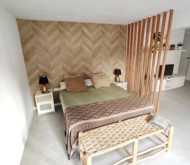 El Candado Apartment | Cozy Estudio in Málaga's East Zone - Rated 9/10 by Guests