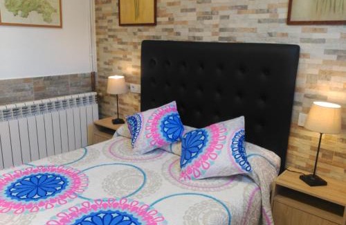 Ezcaray Apartment | Family-Friendly Estudio in Ezcaray with Great Amenities
