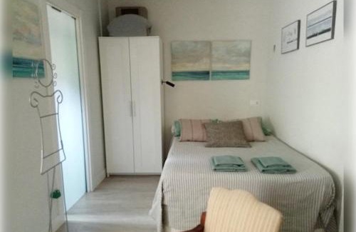 Algorta House | Charming Oceanfront Loft Forget Me Not with Guest Rating 9/10