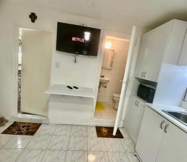 Baruta Apartment | Independent Studio with Great Amenities in Caracas