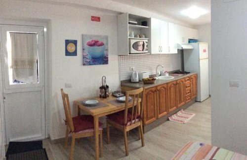 El Rosario Apartment | Budget-Friendly Retreat at Estudio La Esperanza - 9.2/10