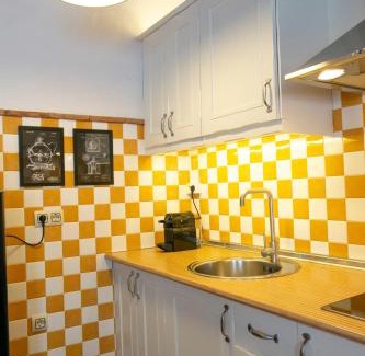Facinas Apartment | Oceanfront Estudio La Motilla - Guest Rated 9.5/10