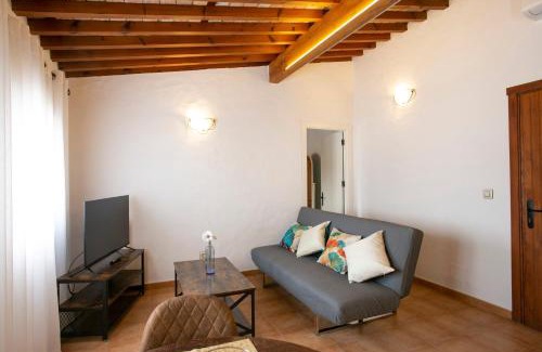 Facinas Apartment | Oceanfront Estudio La Motilla - Guest Rated 9.5/10