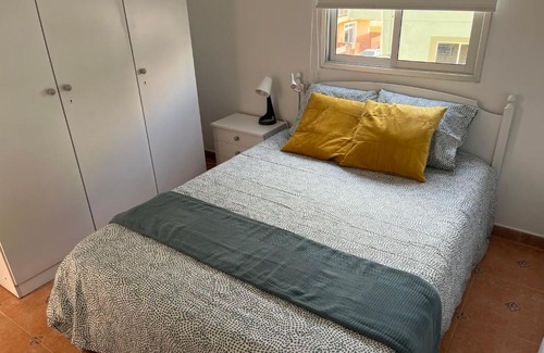 Los Abrigos Apartment | Child-Friendly Retreat at Estudio Las Algas - Rated 9.1/10