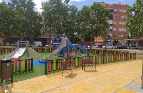Sevilla Este Apartment | Family-Friendly Estudio Palacio Congresos - 4-Star Stay