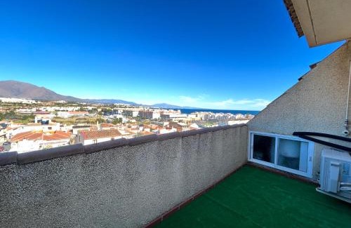 San Luis de Sabinillas Apartment | Cozy Estudio San Luis de Sabinillas: Family and Pet-Friendly