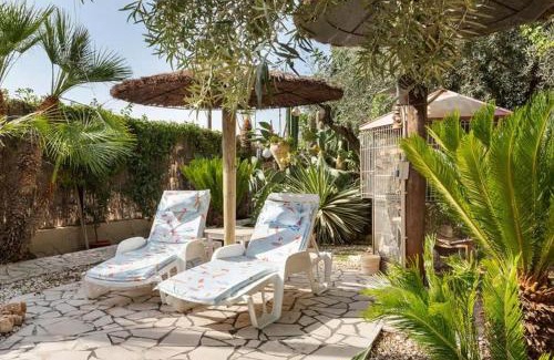Lorca House | Oceanfront Alojamiento Ruizo: Family & Pet-Friendly Retreat