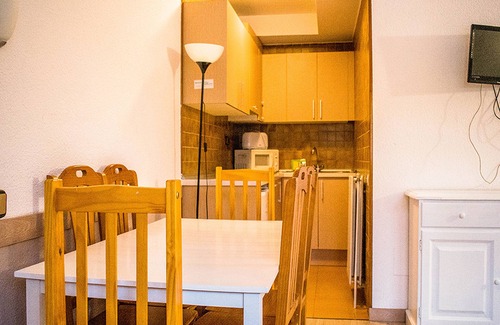 Pas de la Casa Apartment | Pet-Friendly Estudios Cims Pas 3000 with Spa & Kitchen