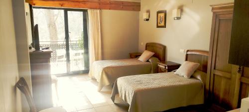 Zeberio House | Guest Rated: 9.1 at Estudios Ermitabarri for Families
