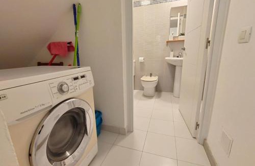 Lagunillas Apartment | Cozy Studio Near Plaza La Merced with Family-Friendly Amenities