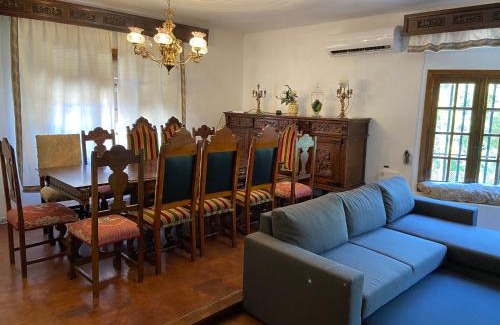 Arges House | Relaxing Chalet with Private Garden Near Puy Du Fou