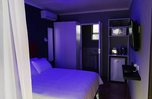 Port Shepstone Ski Chalet | ET Accommodation: Oceanfront Self-Catering Haven