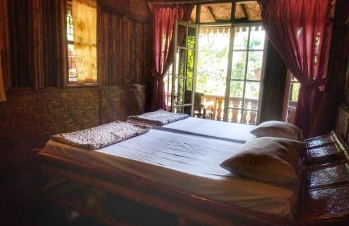 Bukit Lawang Hotel | Relaxing EcoResort at ETALAUSER Jungle Gate in Bukit Lawang