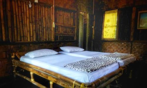 Bukit Lawang Hotel | Relaxing EcoResort at ETALAUSER Jungle Gate in Bukit Lawang