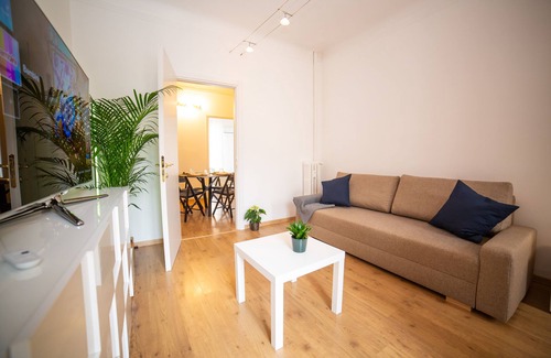 Washington Apartment | Unwind at ETEREA N.01: Comfort Near Milan's Duomo