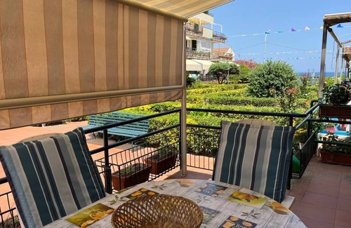 Fondachello Apartment | Etna Marine Garden