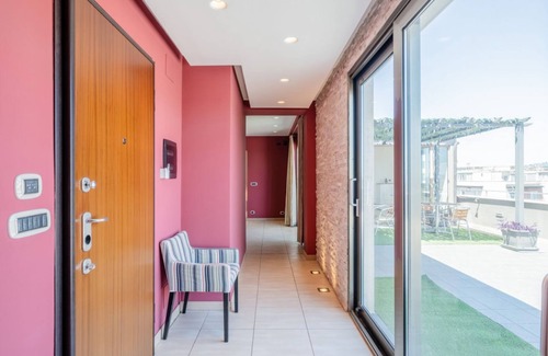 Monte Po-Nesima-San Leone-Rapisardi Apartment | Relaxing Etna View Flat with Terrace and Jacuzzi Amenities