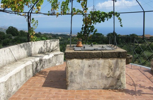 Piedimonte Etneo Cottage | Etnalodge is a converted winery building on the slopes of Mount Etna.