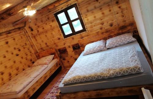 Republika Srpska Other | Cozy Etno kuce Miljevic: Guest Rated 9/10 & Family-Friendly