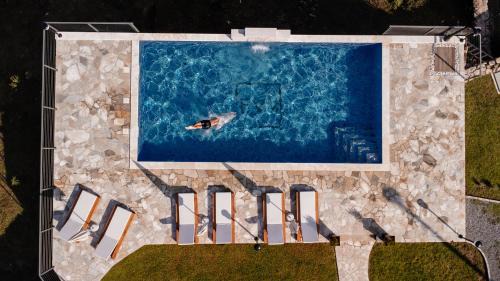 Pricelje Apartment | Idyllic Etno Villa Mokanji: Oceanfront Oasis with Pool