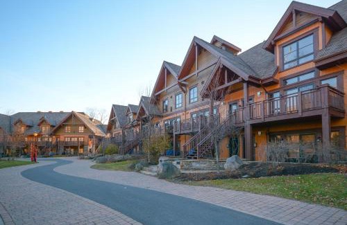 Versant Soleil Apartment | Relaxing Retreat at Etoile du matin by Tremblant Platinum