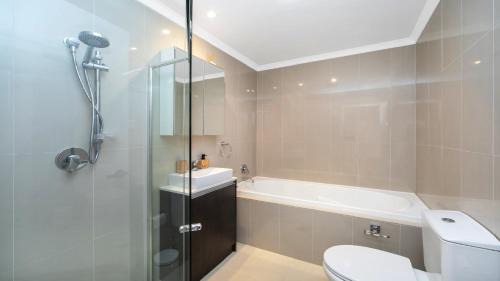 Ettalong Beach Apartment | Relaxing Stay at Ettalong Beach with Poolside Amenities