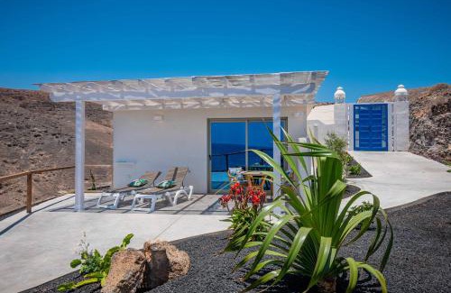 Pajara Apartment | Oceanfront Paradise Suite at Etti - Guest Rated 9.8/10