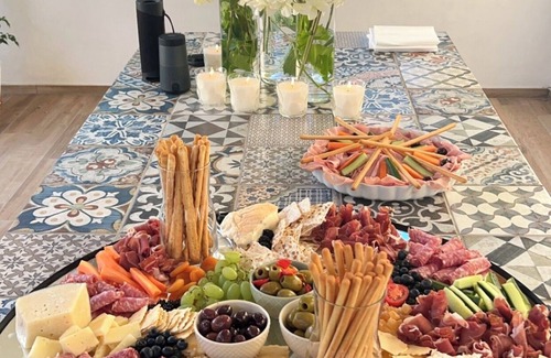 Giuliano Teatino Villa | Ettore 3-Bed Villa - Sleeps 6, Garden & Parking