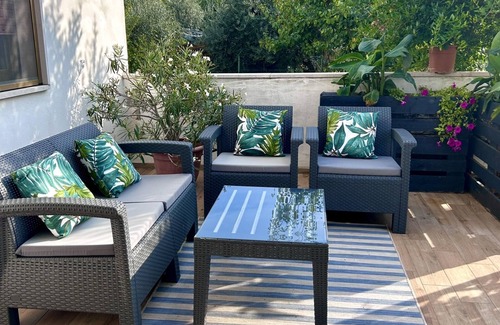 Giuliano Teatino Villa | Relaxing Villa Ettore: Perfect 4-Bed Getaway for Families