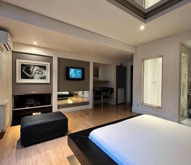 Samuara Hotel | Budget-Friendly Ettus: Guest Rated 9.3 with Hot Tub & Dining