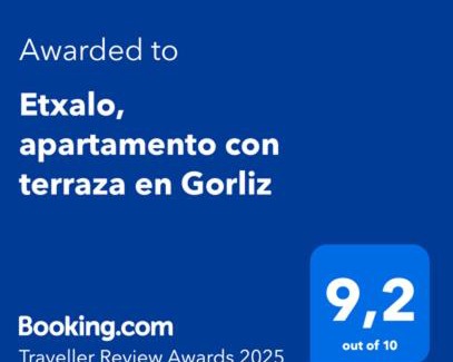 Elexalde Auzoa Apartment | Bright Etxalo Apartment with Terrace in Gorliz, Rated 9.1