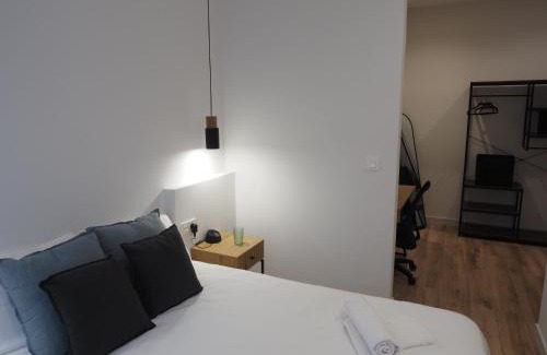 Bilbao Old Town Apartment | Family-Friendly Etxe Maitia Flat for Home Office Retreat