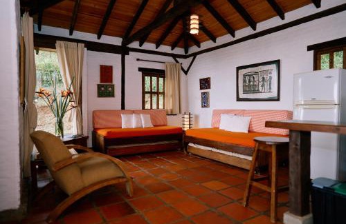 Yumbo House | Relaxing Eucaliptus Spa Resort with Hot Tub & Pet-Friendly Stays