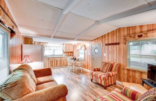 Eufaula Cabin | Unforgettable Eufaula Retreat with Pool & Screened Porch