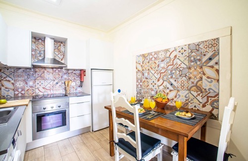 Mem Moniz House | Unforgettable Stay at Eugênia by Interhome - 10/10 Rating