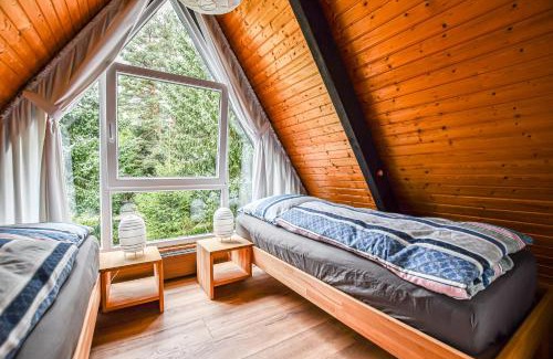 Schramberg House | Discover Eulenhäusle: Eco-Friendly Retreat with Hot Tub