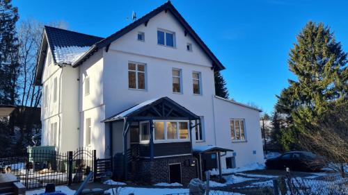 Altenau Apartment | Family-Friendly Eulennest for Up to 10 Guests with Parking
