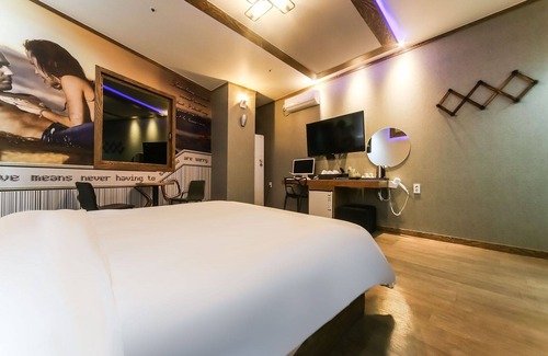 Eumseong Hotel | Eco-Friendly Eumseong Rich Motel: Guest Rated 10/10