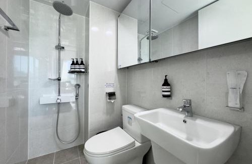 Bongmyeong-dong Apartment | Eunhasu D&M Residence