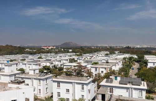 Hyderabad Apartment | Euphoria Penthouse by StayJade 30min Hitech city