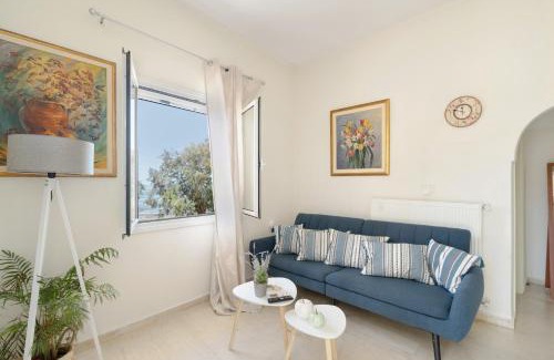 Agios Nikolaos House | Seafront Villa Euphoria with Ocean Views and Hot Tub