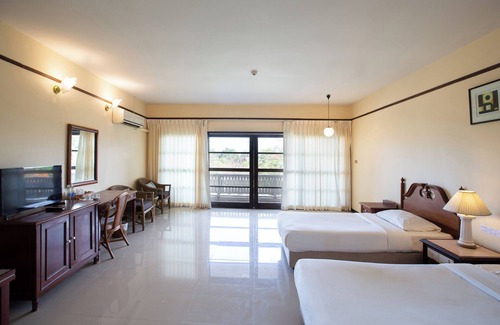 Cha-am Hotel | Budget-Friendly Getaway at Eurasia Cha-Am Lagoon Hotel