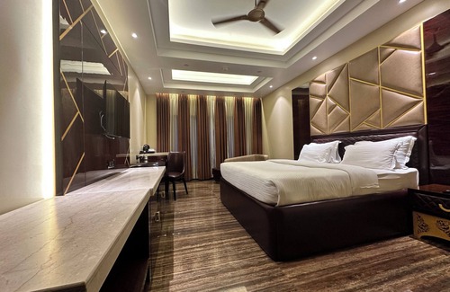 Dhampur Hotel | Eurasia Palace