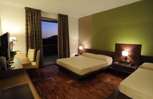 Maeggio Hotel | Relax at Eureka Palace Hotel Spa Resort with Ocean Views