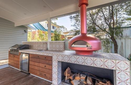 Berrara House | Discover Eurie Eurie on Beachview: Family-Friendly Retreat