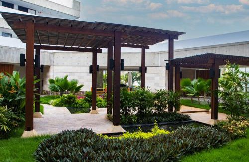 Lecheria Hotel | Experience Eurobuilding Hotel & Suites Lecheria: 5-Star Luxury!