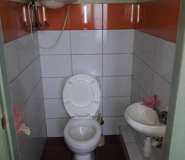Poltava Hotel | Pet-Friendly Retreat at EuroLux Hotel with Hot Tub Access