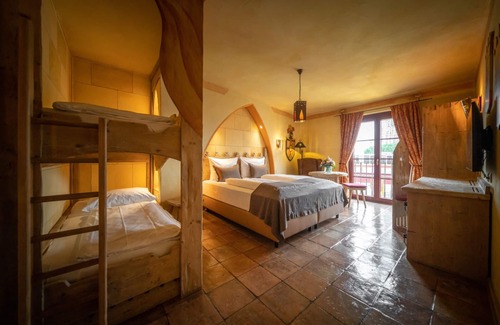 Rust Hotel | Experience Adventure at Hotel Castillo Alcazar, Europa-Park