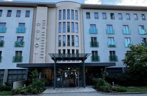 Hutteldorf Hotel | Family-Friendly Stay at Europahaus Wien with Great Reviews