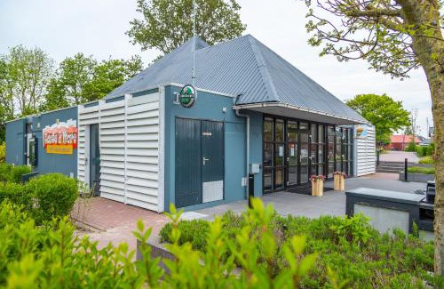 Bovenkarspel Ski Chalet | Discover EuroParcs Markermeer: Family & Pet-Friendly Stay